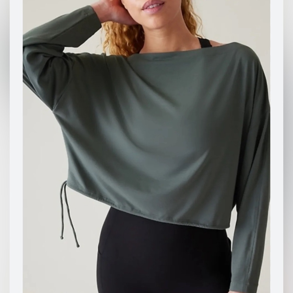 Athleta Grey Cool-down top, size small